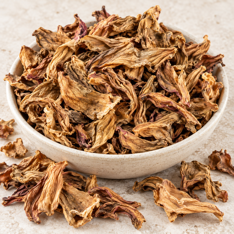 Dried white hibiscus calyces (Hibiscus sabdariffa) from Senegal